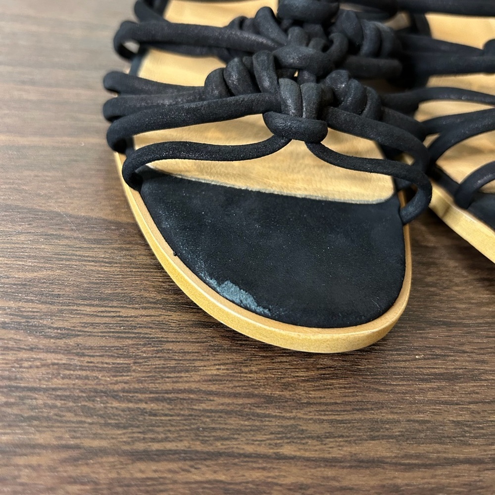 Madewell Dakota Strappy Sandals, size 7.  Scuff on toe area, see pictures. - Picture 3 of 8